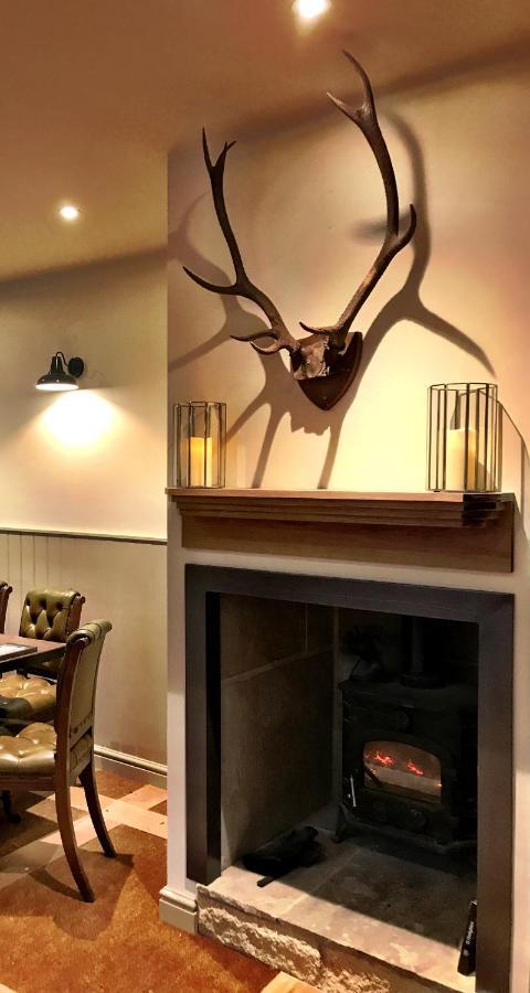 The Moon Inn At Stoney Middleton Stony Middleton Extérieur photo